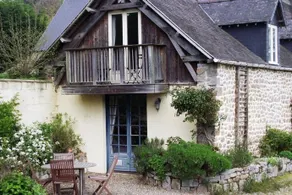 Les Touches Bed & Breakfast - Image 2