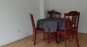 The Wickets 3 bedroom 2 bath free parking & Wi-Fi in very quiet cul-de-sac - Image 5