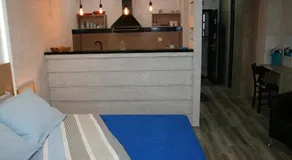 Lola Apartments - Image 5