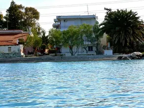 Vrachati Beach House - Image 3