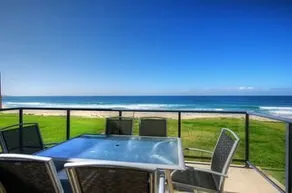 Seaside Splendour - Image 2