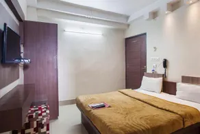 Hotel Crystal - Image 3