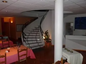 Hôtel Les Vignes Rouges - Image 2