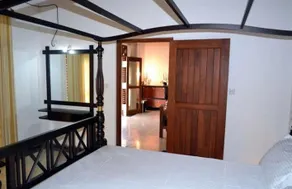 Sano Rich Lagoon Villa - Image 3