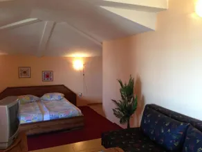Family Hotel Zelenika - Image 4