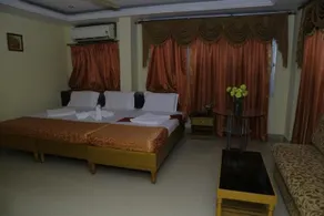 Sravanthi Residency - Image 4