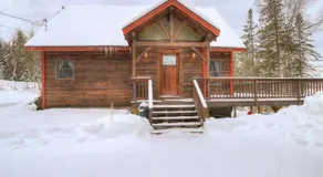 Beautiful 4 bedroom, 3 bath home on Haley Pond by Morton & Furbish - Image 2