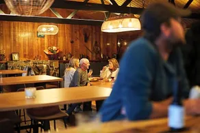 Far South Wilderness Lodge - Image 4
