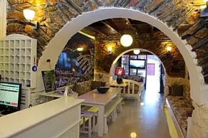 Albatros Hotel - Image 4