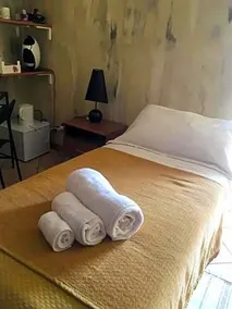 B & B La Guesthouse - Image 3