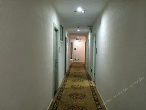Baofeng Business Hotel - Image 4