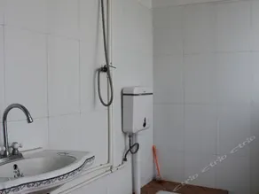 ZHONGHEXIANG HOTEL - Image 4