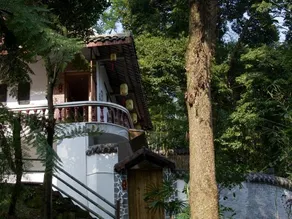YILIN SPRING HOUSE - Image 4
