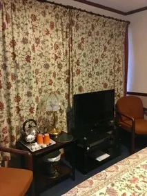 Ashdon Guest House - Image 3