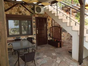 Simon King Studios & Apartments - Image 3