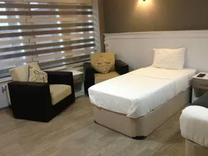 Eves Home Suites - Image 5
