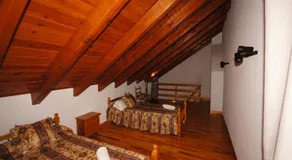 LH Sayo Sesenta - Image 4