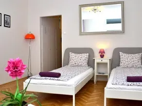 Full Danube -Castle Panorama Classic apartment - Image 5