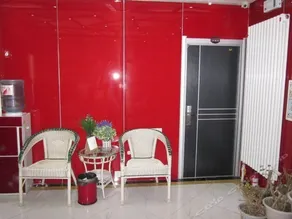 Leju Express Clock Hotel - Image 2