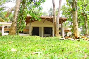 Ivory Pearl Rest House - Image 2