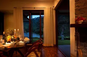 Silver Oak Plantation Bungalow - Image 4