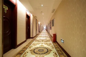 Vienna Hotel Beihai Beibu Bay Square - Image 3