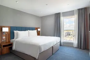 Hilton Garden Inn London Heathrow Termin - Image 5
