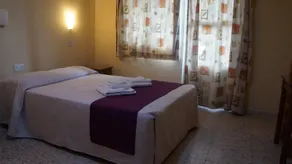 Minaides Hotel - Image 5