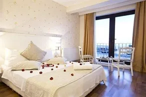 Bykada The Prince Hotel - Image 4