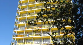 Ihs Hotel - Image 2