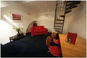 Grafton Guesthouse - Image 4