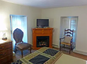 Fox and Hound Bed & Breakfast - Image 3