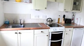 Rope Bridge Cottage - Image 4