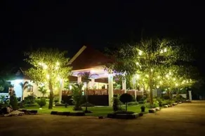 Wangview Resort - Image 2