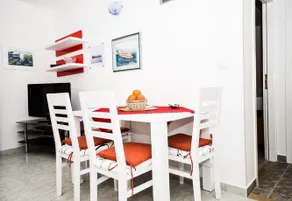 Holiday Home Kate Molunat - Image 4