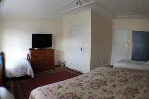 Saint Gabriel's Road Guesthouse - Image 4