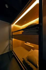Roomlord Capsule Hotel - Image 2