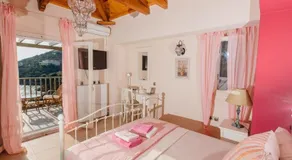 Ammos Beach Villa - Image 5