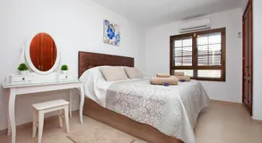 Villa Honey Rose, Guime - Image 2
