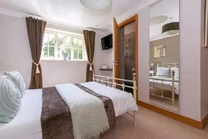 Annora House - Image 5
