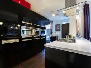 Veeve Beautiful Maisonette In The Heart Of Chelsea Sleeps 4 - Image 2