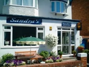 Summer Stay Guest House - Image 2