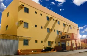 Flip Palace Hotel - Image 4