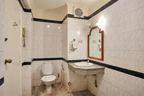 Hotel Chalukya - Image 5