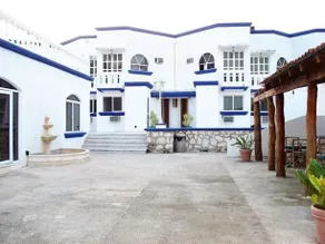 Paradise Beach Club - Image 2