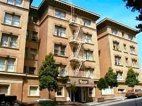Harcourt Hotel - Image 2
