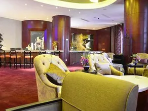 Ramada Plaza Chongqing North - Image 4