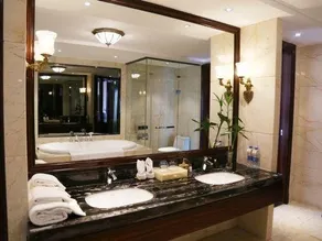 Wangfu Hotel - Image 4
