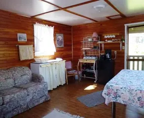 Cottonwood Bay Resort - Image 2