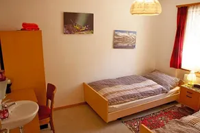 Chesa Albris Bed & Breakfast - Image 3